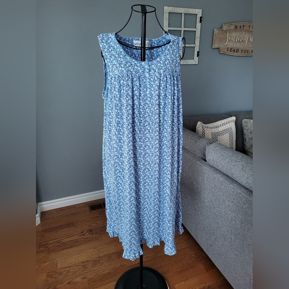 (XL) Vanity Fair Night Gown NWOT